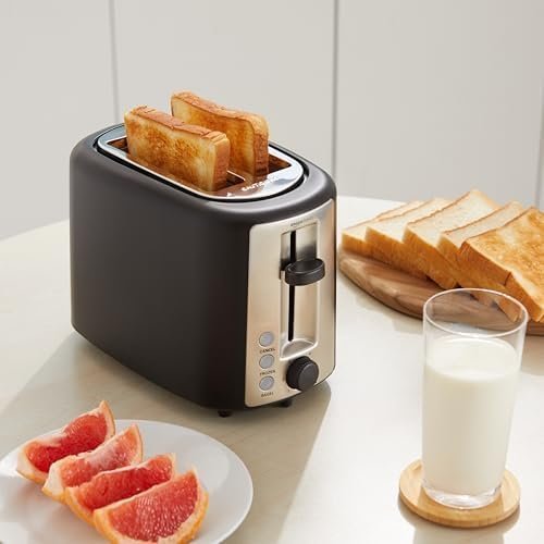 Amazon Basics 2 Slice Toaster - Image 3